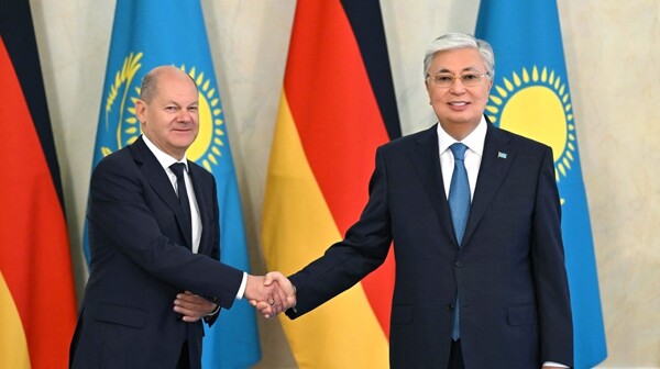 Президент Казахстана о военной мощи России